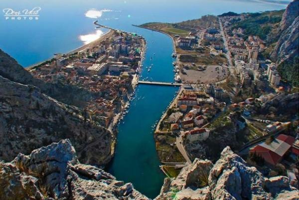 Apartman Ana Omiš Zewnętrze zdjęcie