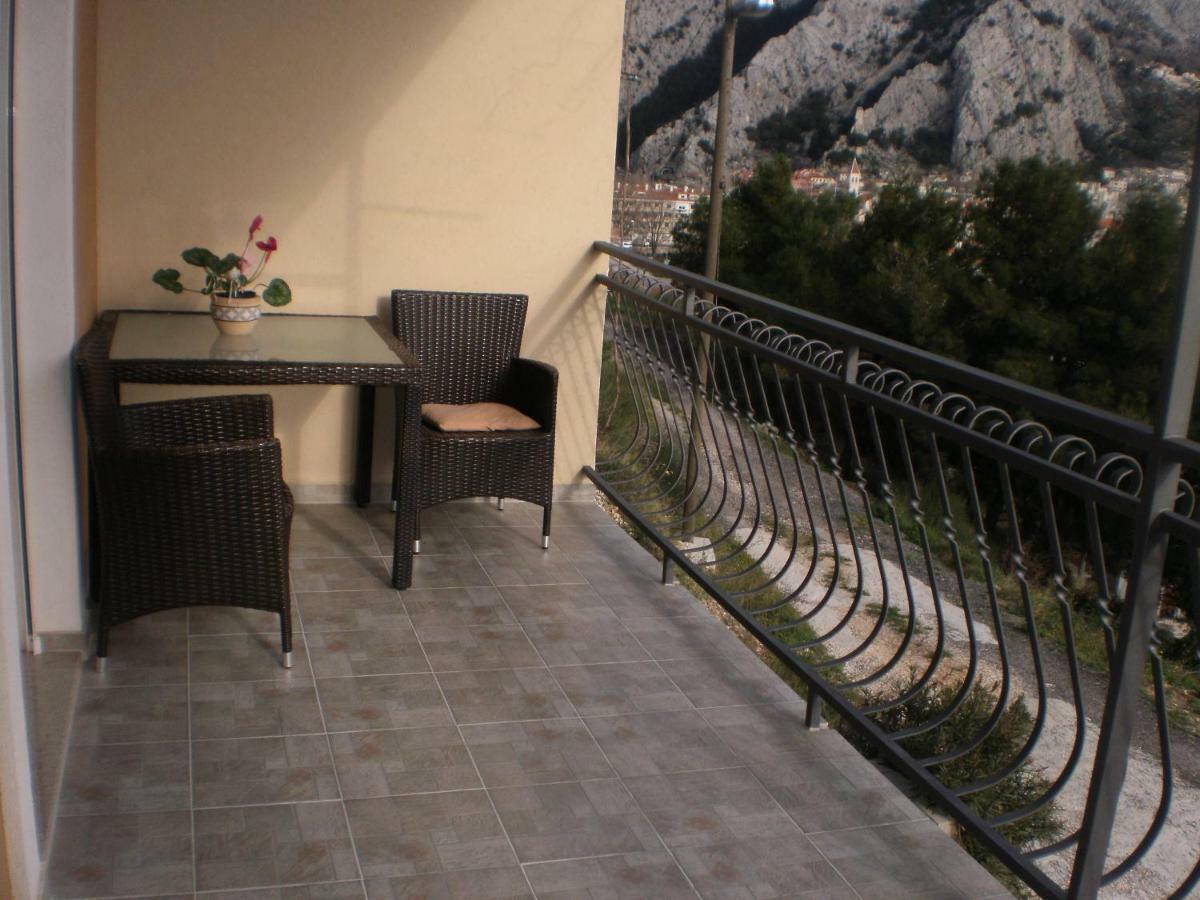 Apartman Ana Omiš Zewnętrze zdjęcie